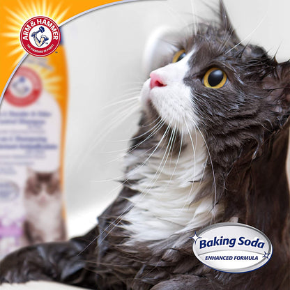 2-In-1 Deodorizing Cat Shampoo, Lavender Chamomile, 20 Fl Oz | Baking Soda Formula Reduces Dander While Cleaning and Deodorizing the Coat in One Wash